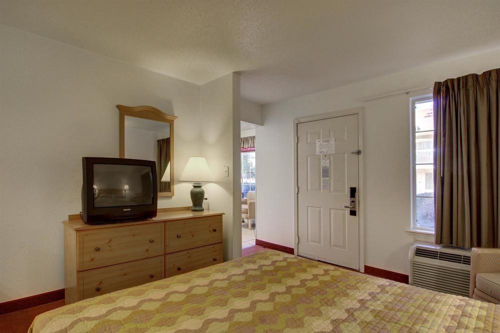 Atlanta Hotel Roswell Εξωτερικό φωτογραφία